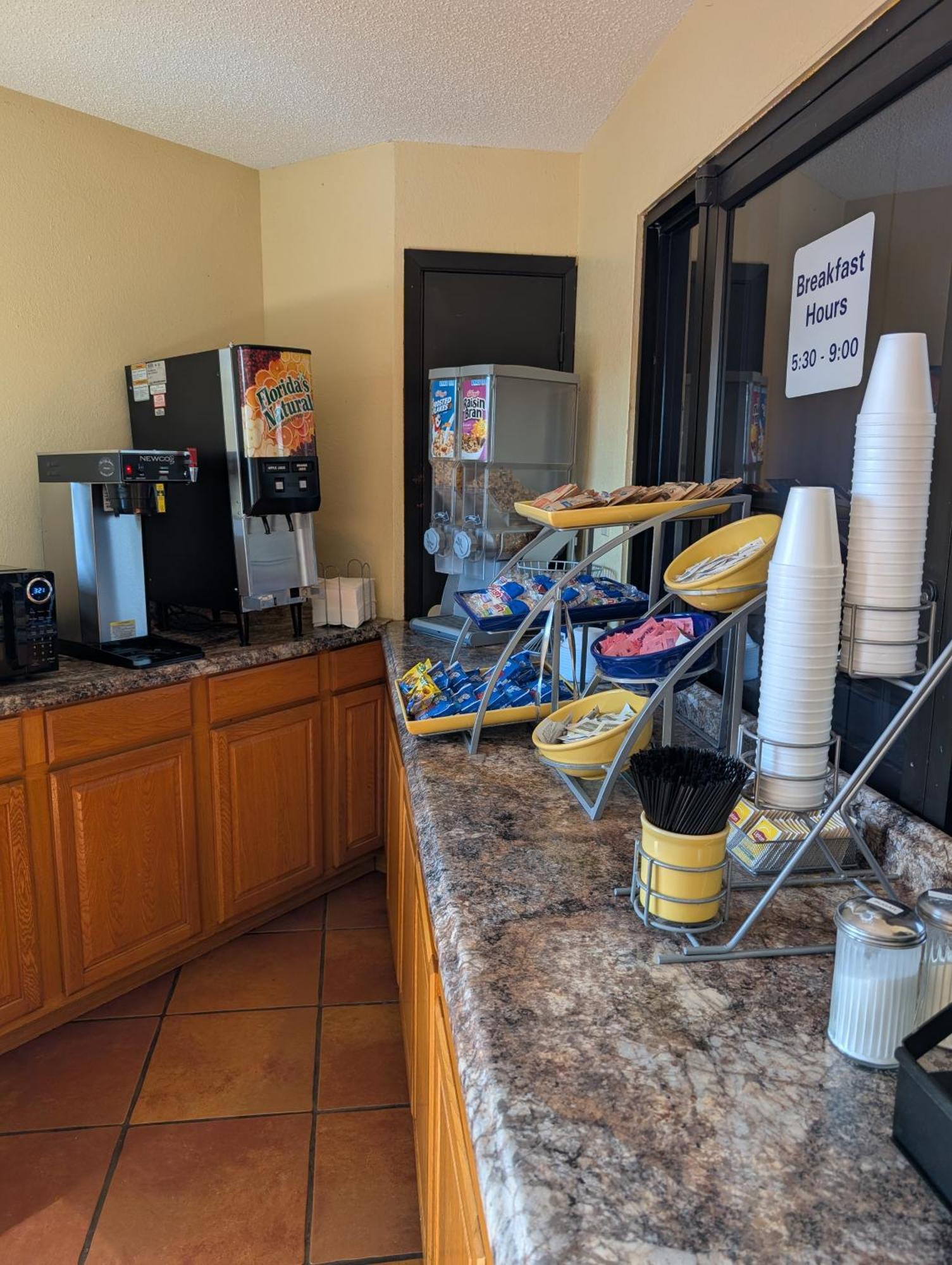 Days Inn By Wyndham Arcadia Louisiana Εξωτερικό φωτογραφία