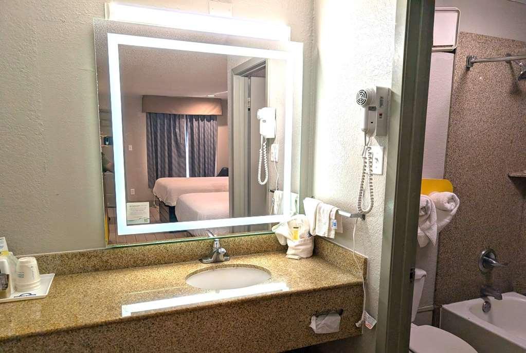 Days Inn By Wyndham Arcadia Louisiana Δωμάτιο φωτογραφία